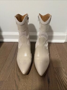 Cream Western Ankle Boots - Women's Fashion Booties